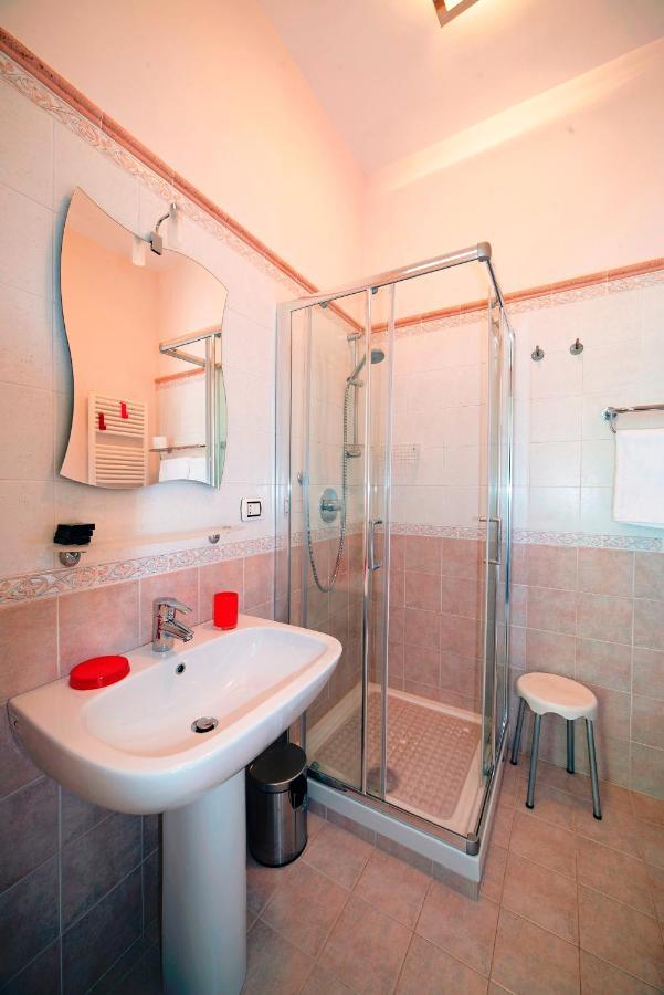 Le Rondini Bed and Breakfast Napoli Eksteriør billede