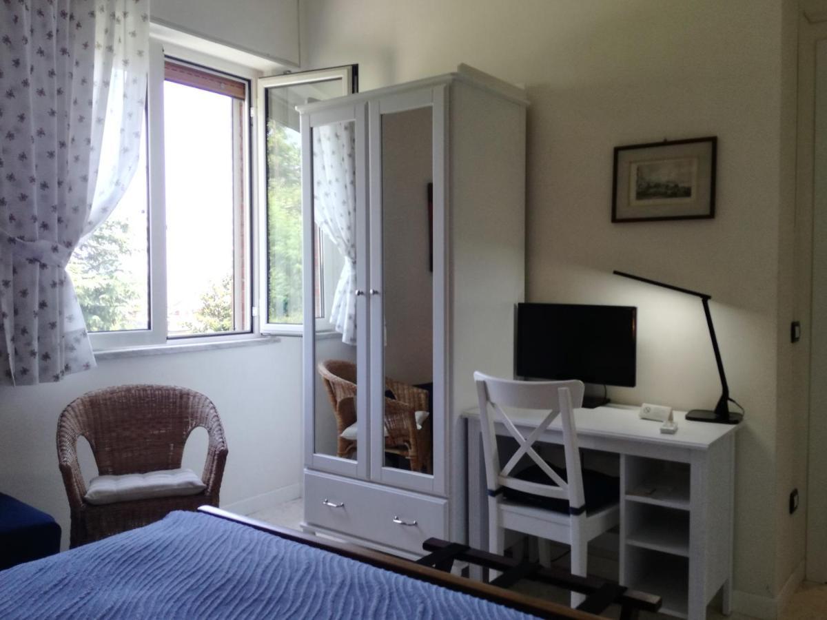 Le Rondini Bed and Breakfast Napoli Eksteriør billede