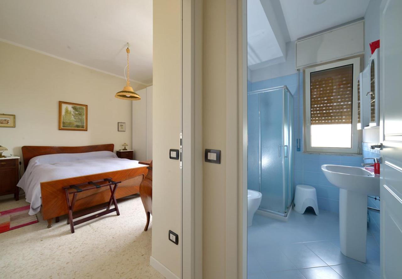 Le Rondini Bed and Breakfast Napoli Eksteriør billede