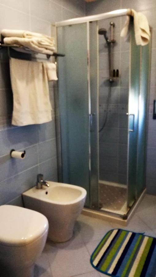 Le Rondini Bed and Breakfast Napoli Eksteriør billede